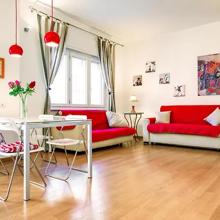 Apartment Lovely In - Casetta Mattei